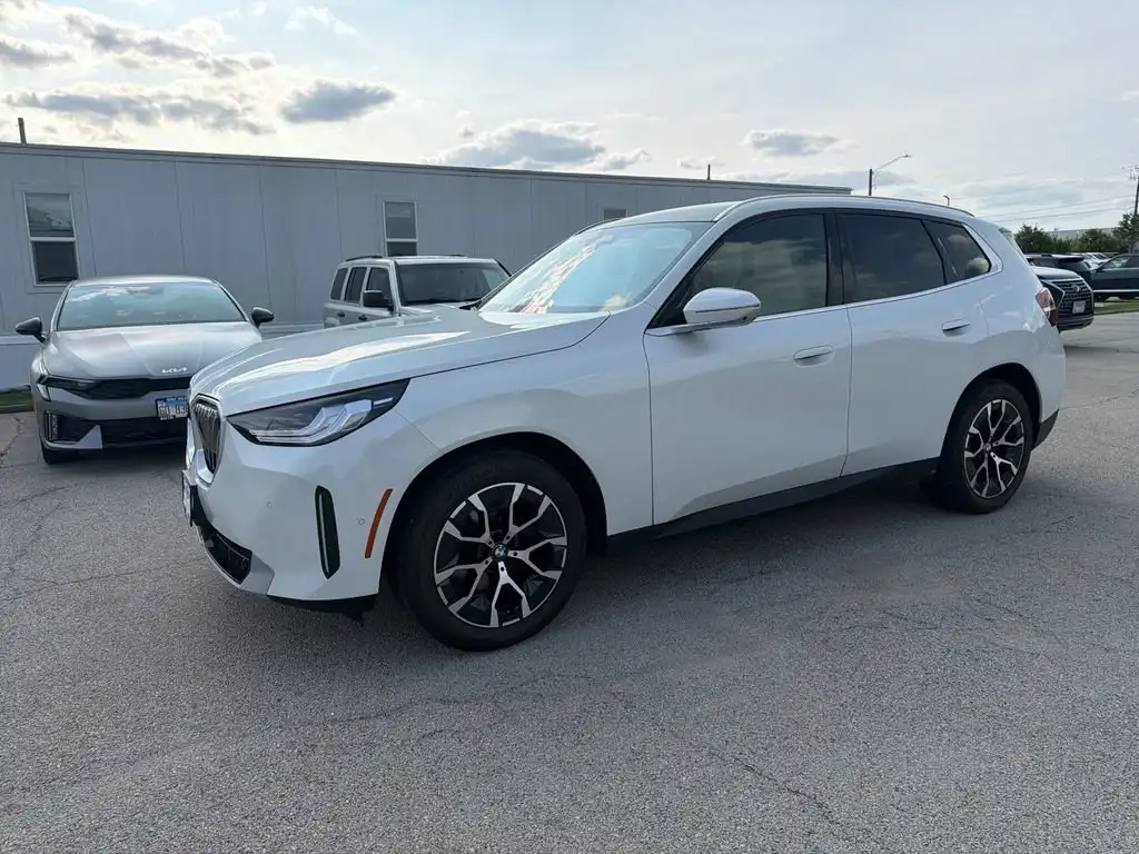 2025 BMW X3 30 xDrive's photo