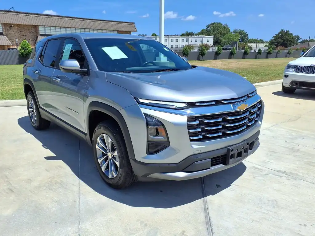 2025 Chevrolet Equinox 1.5T LT's photo