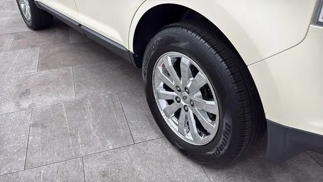 2007 Ford Edge SEL "Plus" AWD photo 3