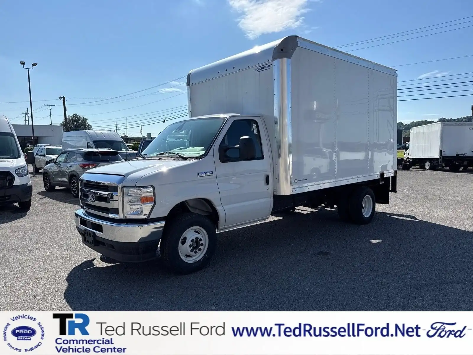 2026 Ford E-Series DRW E-450 Super Duty 158 in WB's photo
