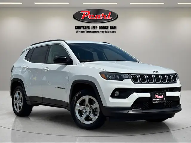 2024 Jeep Compass Latitude 4WD photo 1