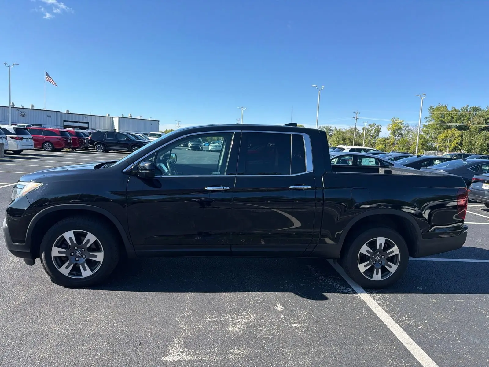 2019 Honda Ridgeline RTL AWD E photo 3