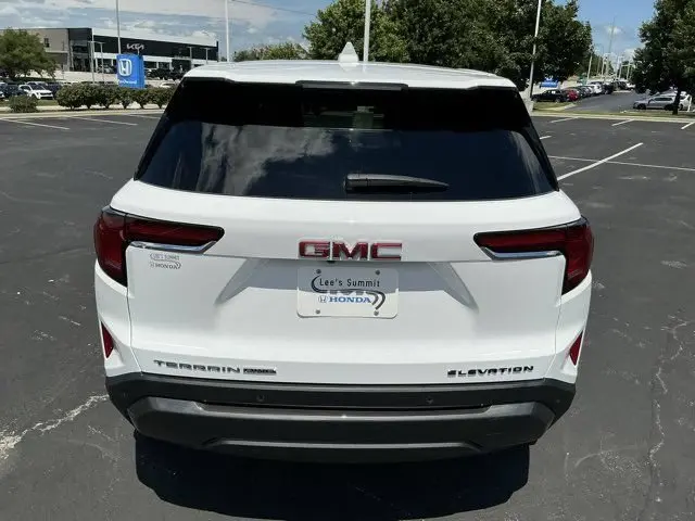 2025 GMC Terrain Elevation AWD photo 4