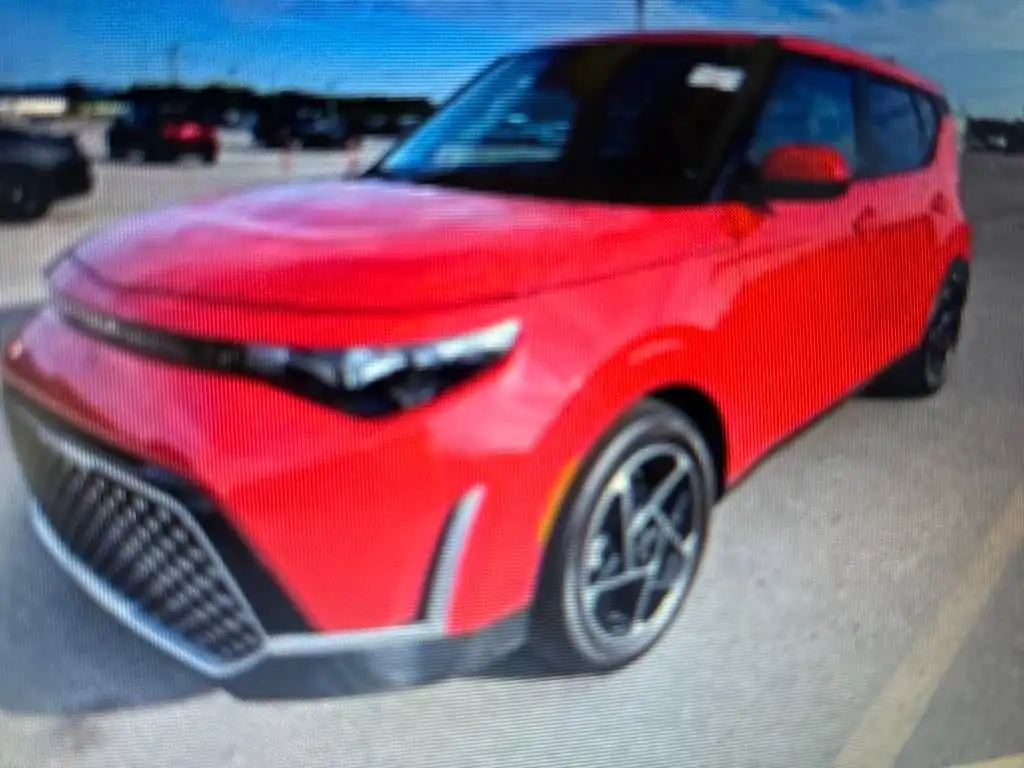 2024 Kia Soul 2.0L EX 6 IVT's photo