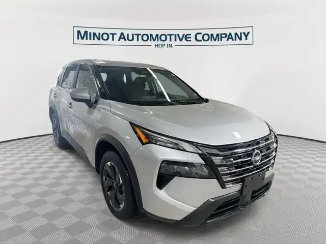 2025 Nissan Rogue SV AWD's photo