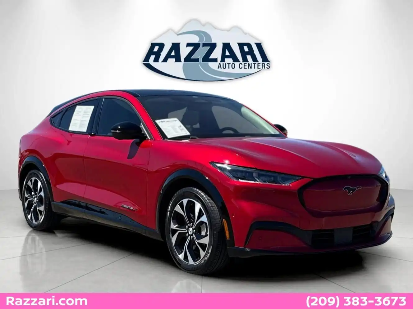 2023 Ford Mustang-Mach-e Premium's photo