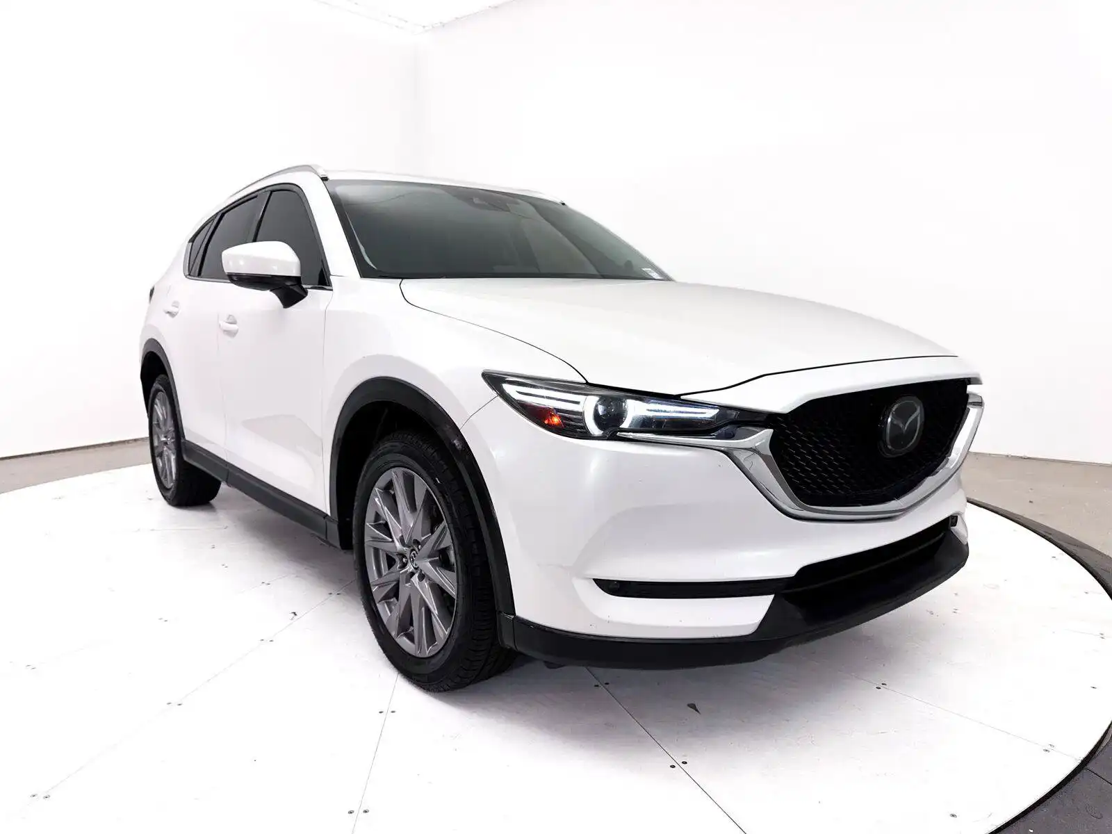 2019 Mazda CX-5 Grand Touring Auto's photo