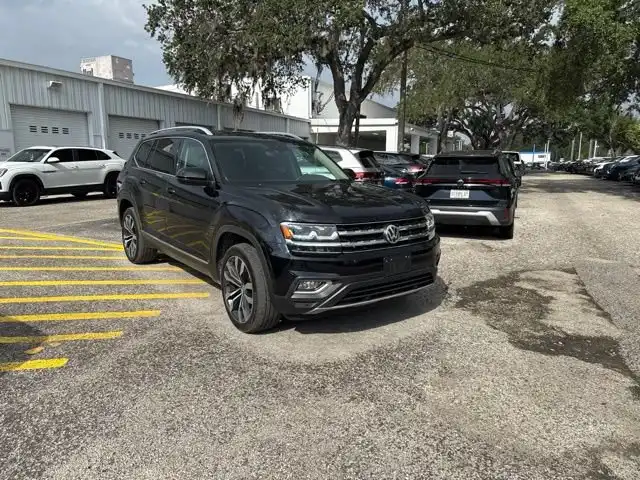 2019 Volkswagen Atlas 3.6L V6 SEL Premium Tiptronic 4MOTION's photo