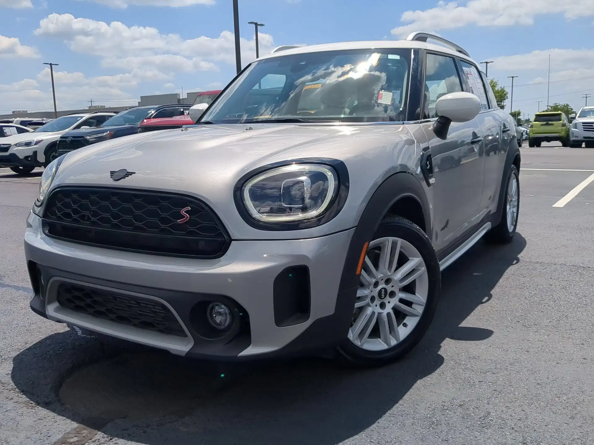 2023 MINI Countryman S ALL4's photo