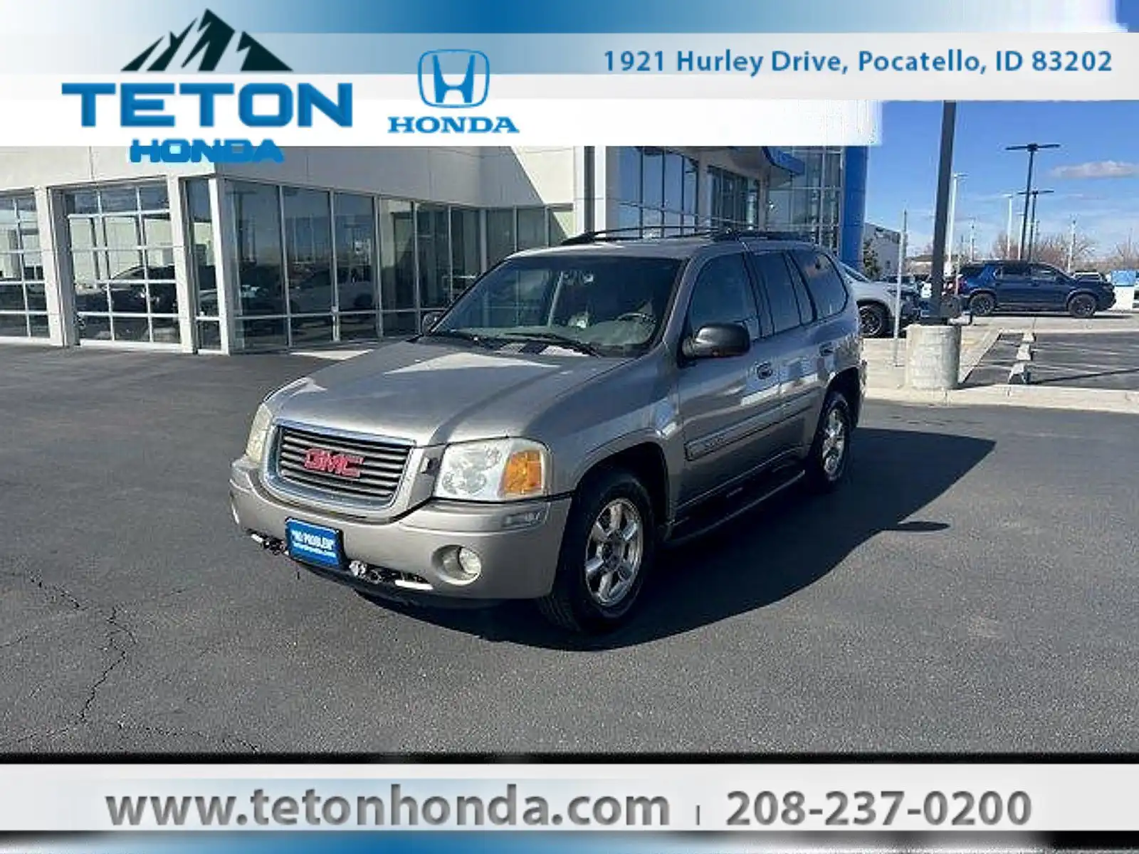 2002 GMC Envoy 4WD SLT's photo