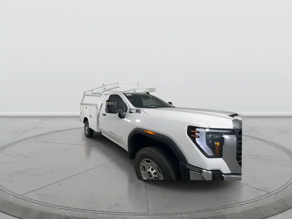 2025 GMC Sierra 2WD Regular Cab Long Box Pro's photo