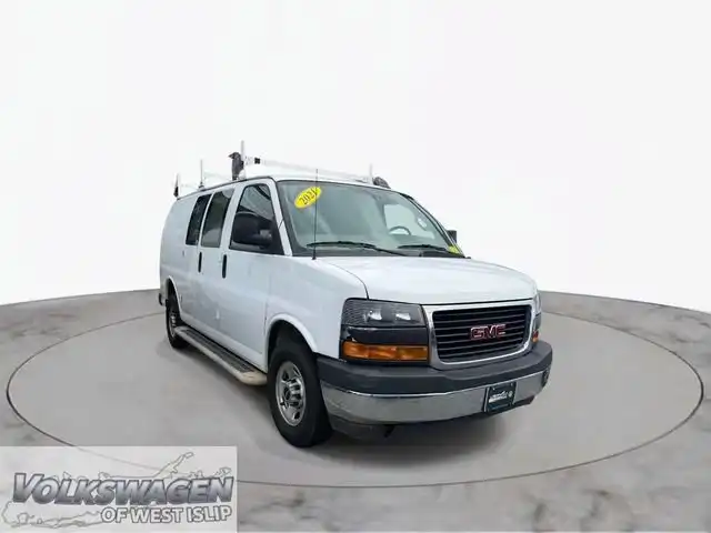 2021 GMC Savana 2500's photo