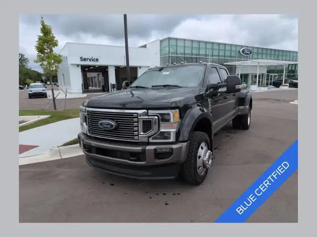 2022 Ford F-450 King Ranch 4WD Crew Cab DRW 8' Box photo 1
