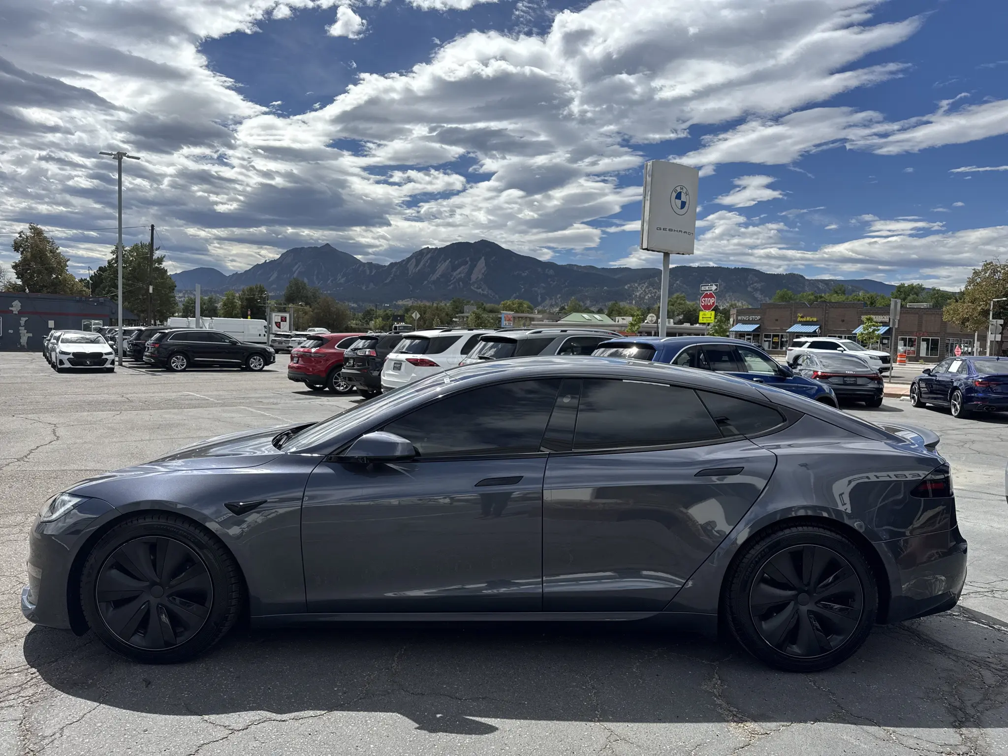 2023 Tesla Model S Base photo 4
