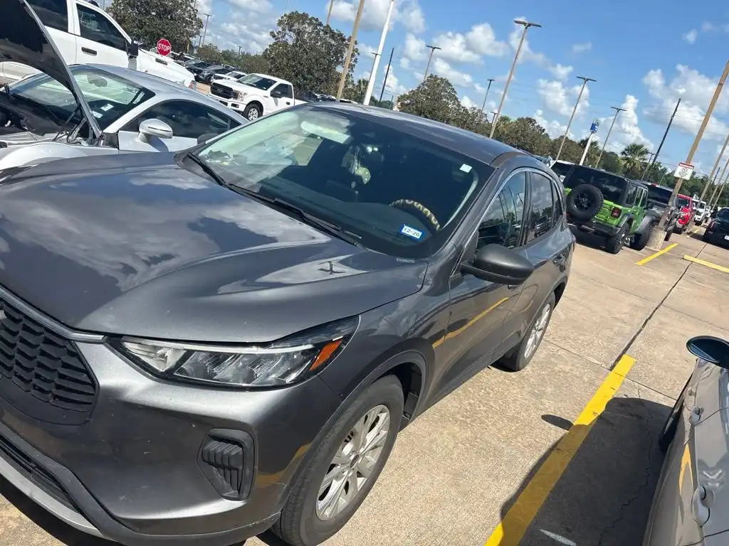 2024 Ford Escape Active FWD's photo