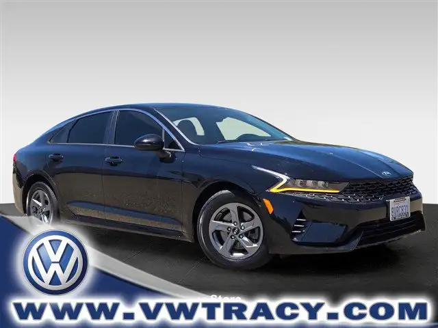 2021 Kia Optima LX FWD's photo
