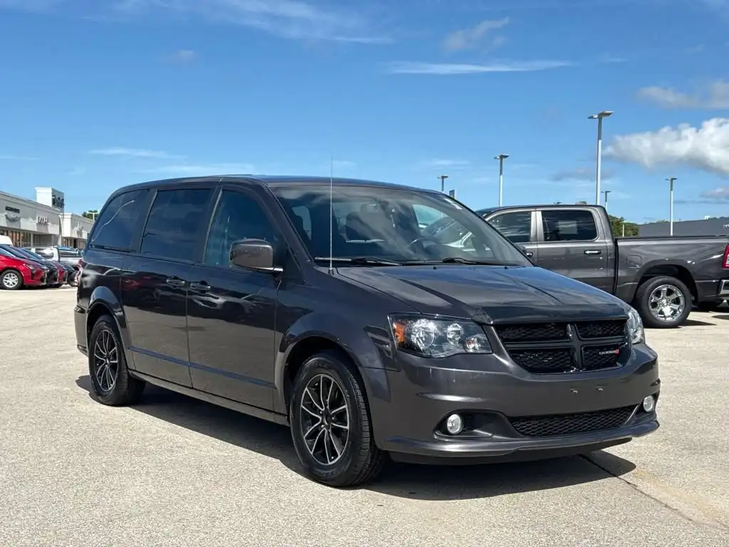 2018 Dodge Grand Caravan SE Plus's photo