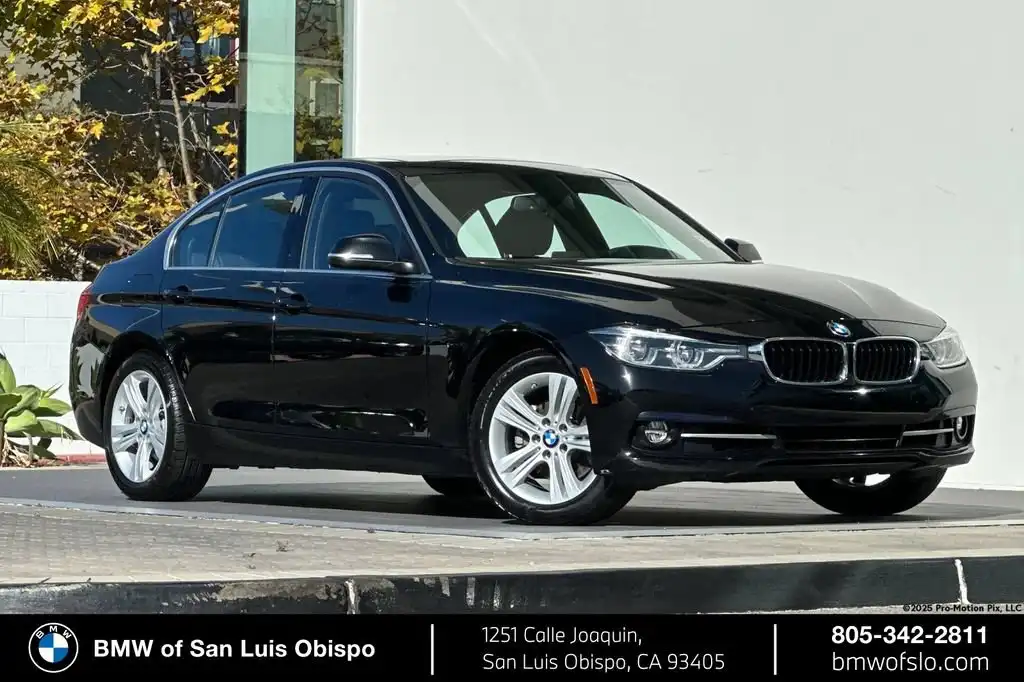 2018 BMW 3 Series 330i Sedan's photo