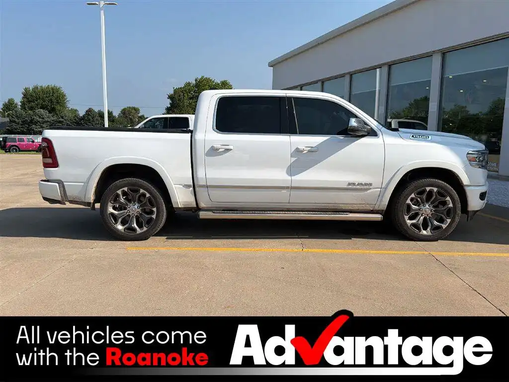 2024 RAM 1500 Limited 4x4 Crew Cab 5'7's photo