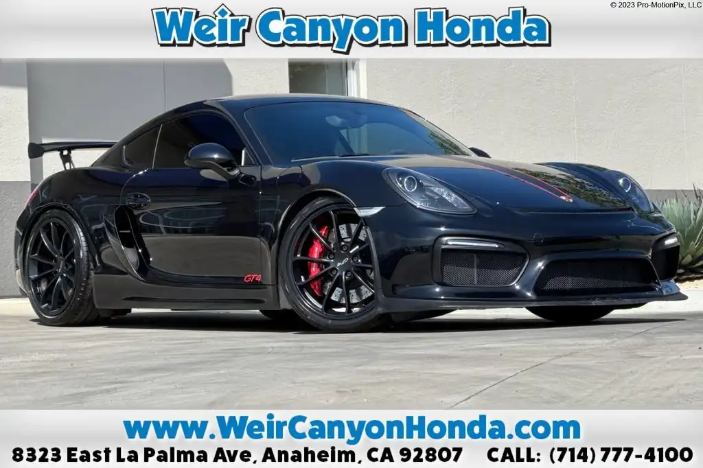 2016 Porsche Cayman GT4's photo