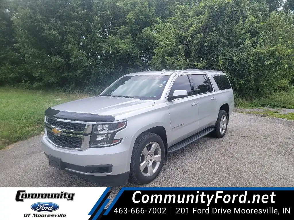 2017 Chevrolet Suburban 4WD 1500 LT's photo