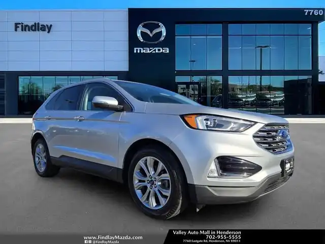 2019 Ford Edge Titanium's photo