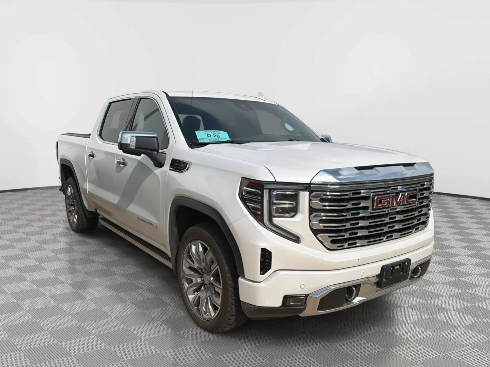 2023 GMC Sierra 4WD Crew Cab Short Box Denali's photo