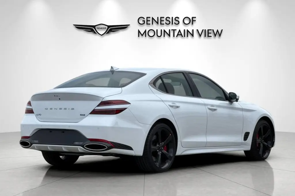 2026 Genesis G70 3.3T Sport Prestige RWD photo 3