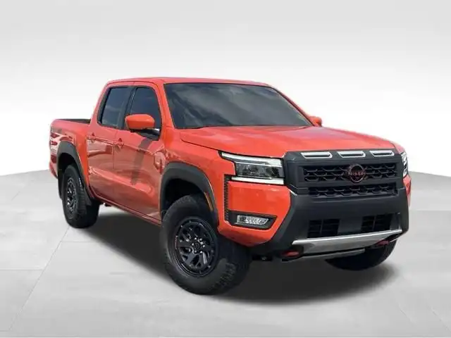 2025 Nissan Frontier PRO-4X Crew Cab 4X4's photo
