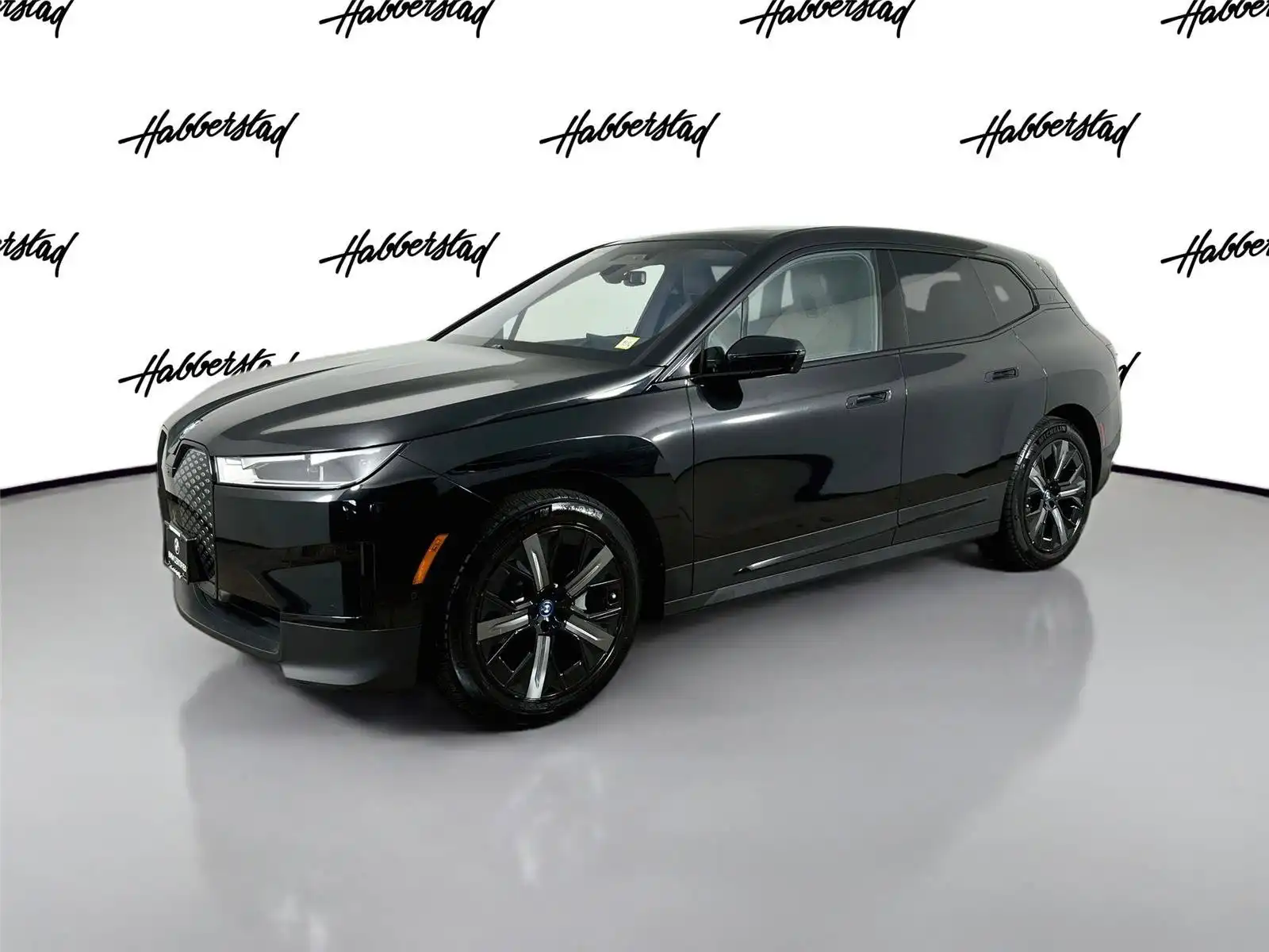 2024 BMW iX xDrive50's photo
