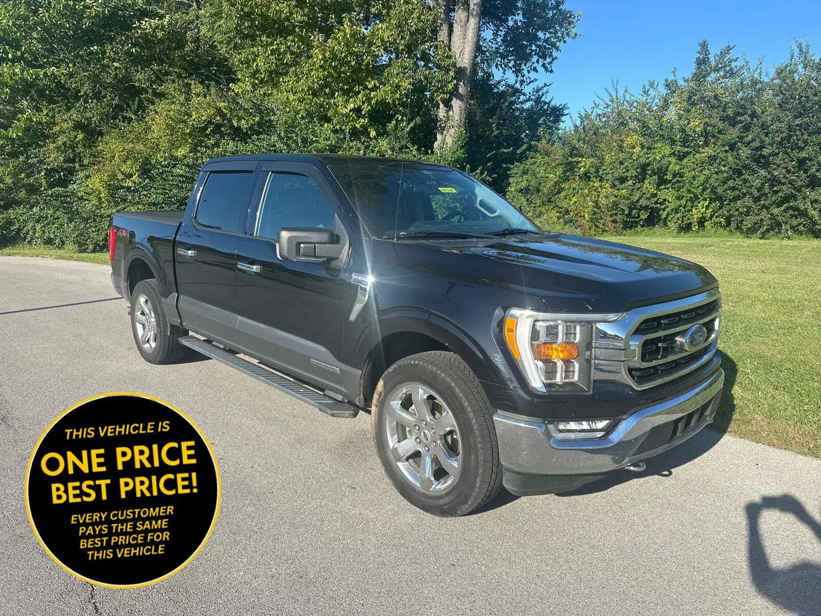 2021 Ford F-150 XLT 4WD SuperCrew 5-1/2' Box's photo