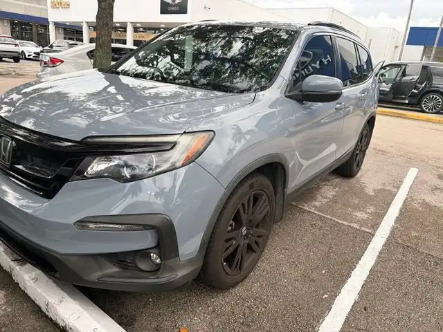 2022 Honda Pilot SE 2WD's photo