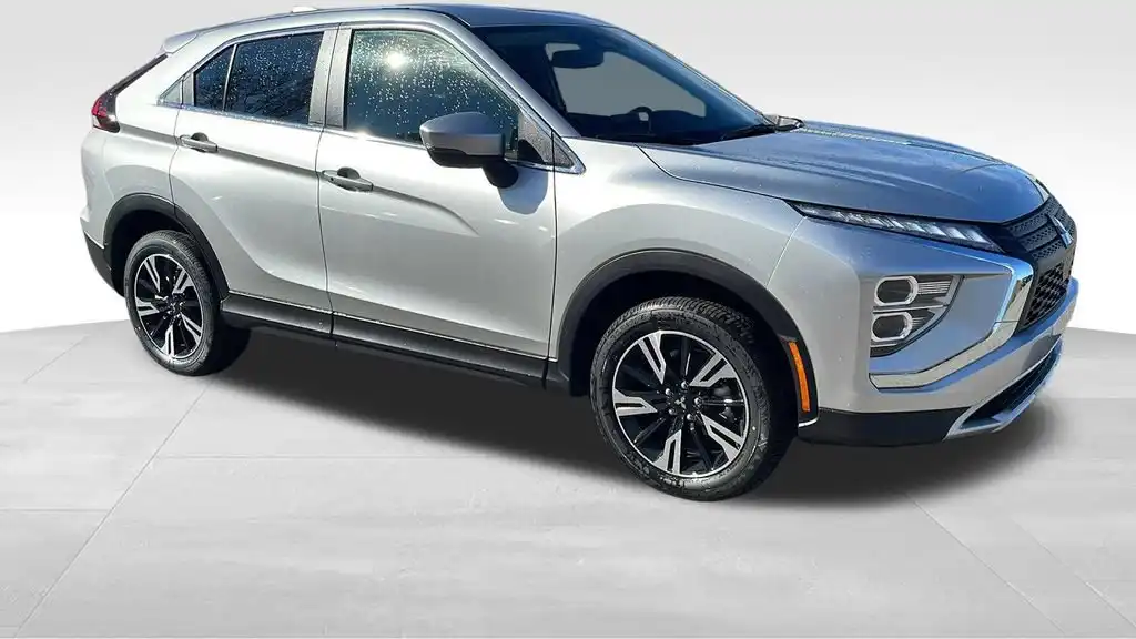 2025 Mitsubishi Eclipse Cross SE S-AWC's photo