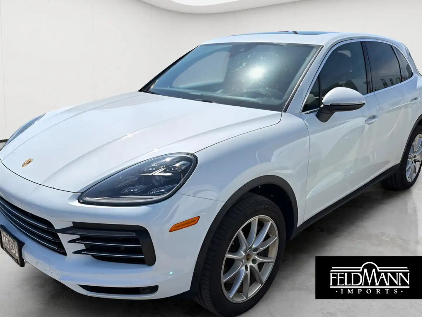 2021 Porsche Cayenne Base's photo