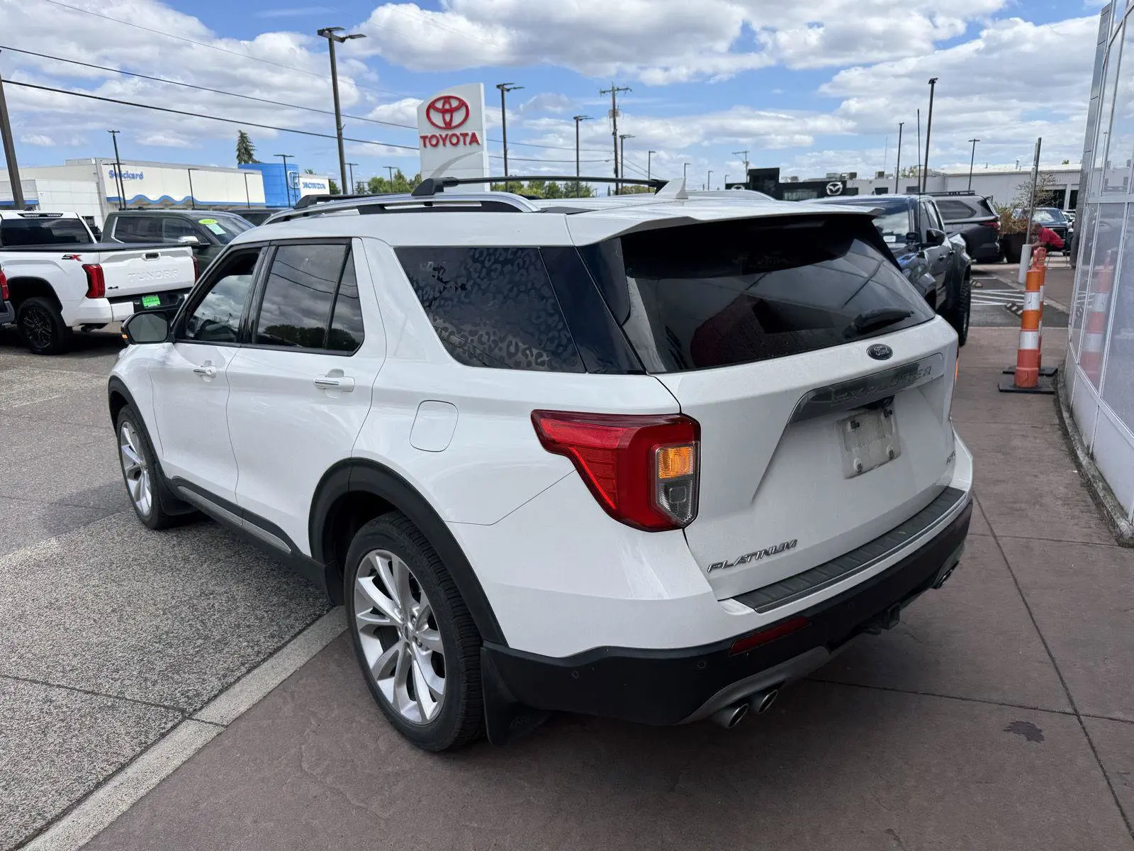 2022 Ford Explorer Platinum 4WD photo 4
