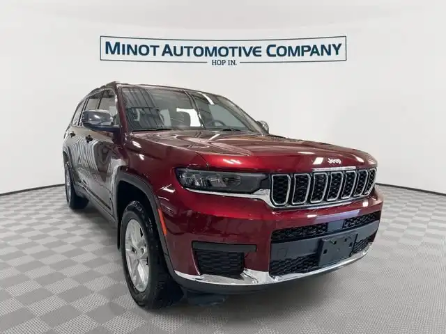 2024 Jeep Grand Cherokee L Laredo X 4x4's photo