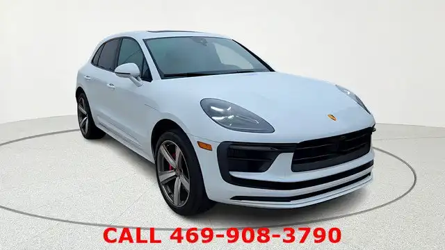 2023 Porsche Macan S's photo