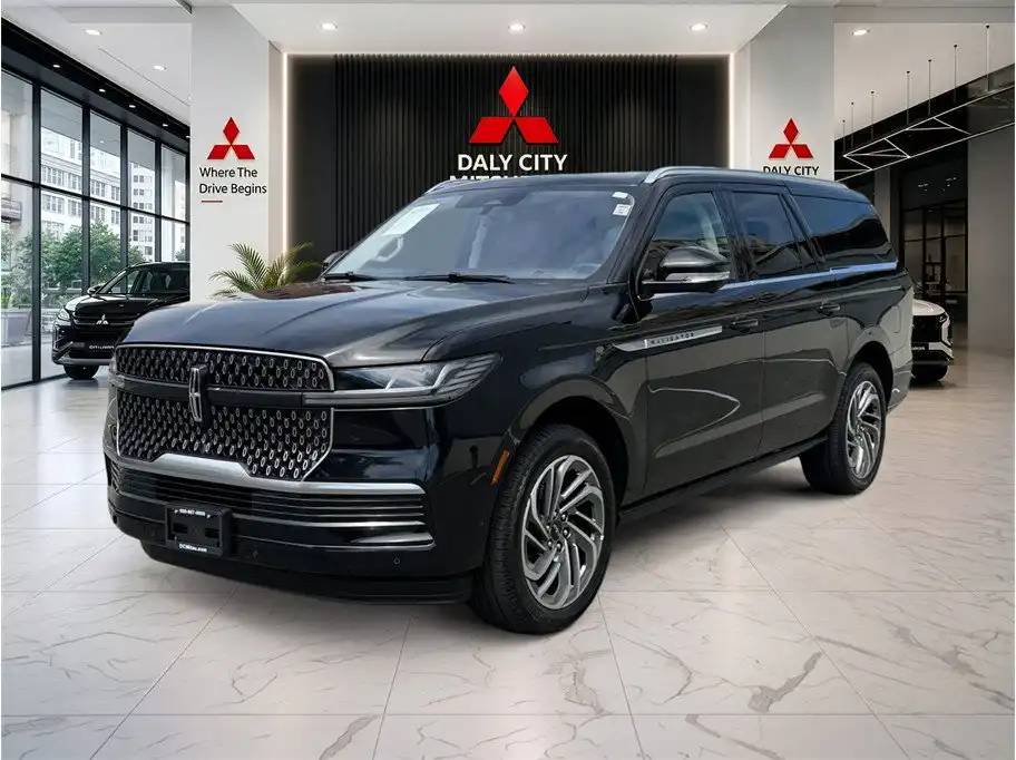 2025 Lincoln Navigator Reserve L 4WD's photo
