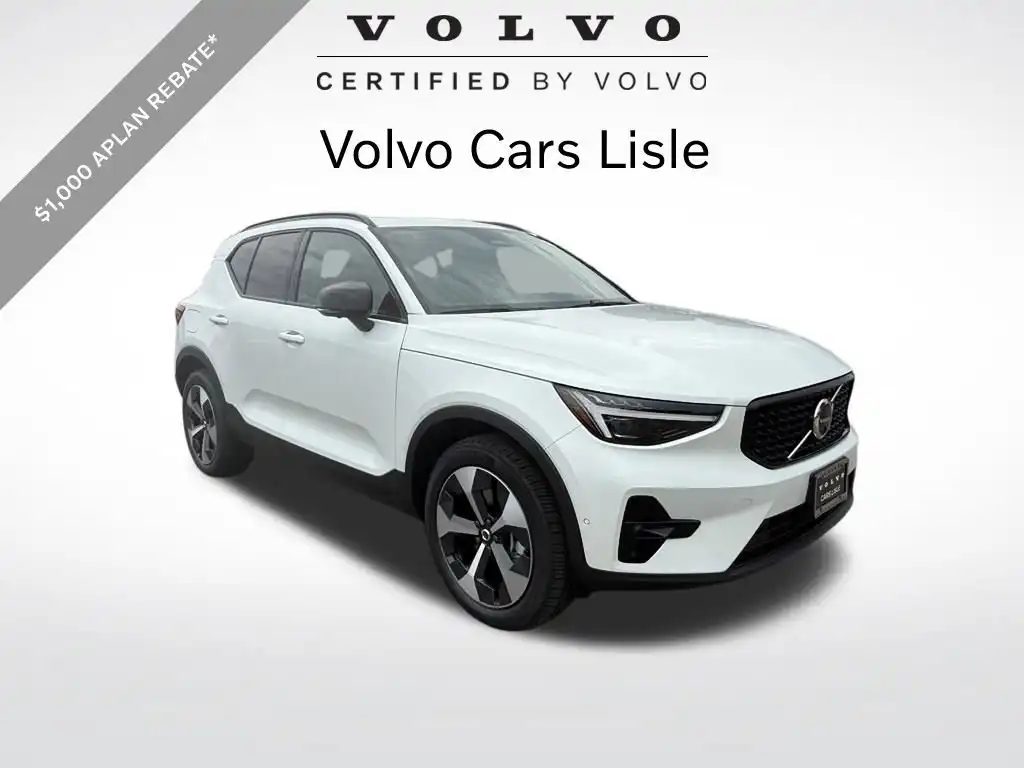 2026 Volvo XC40 B5 Plus Dark AWD's photo