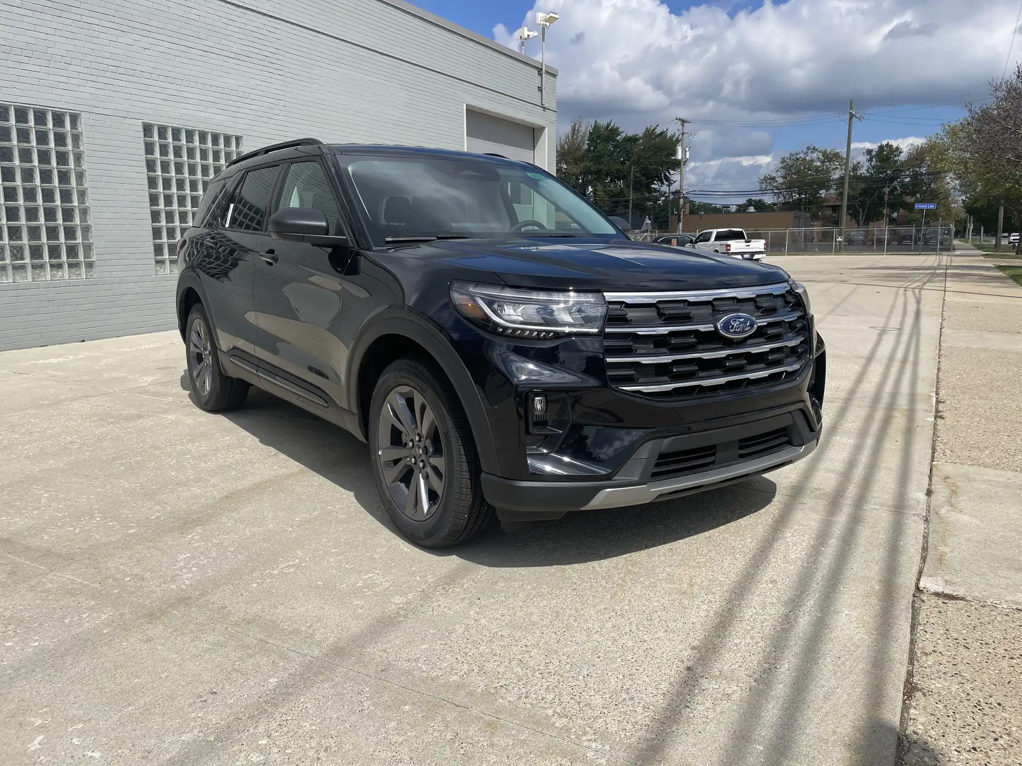 2026 Ford Explorer Active 4WD's photo