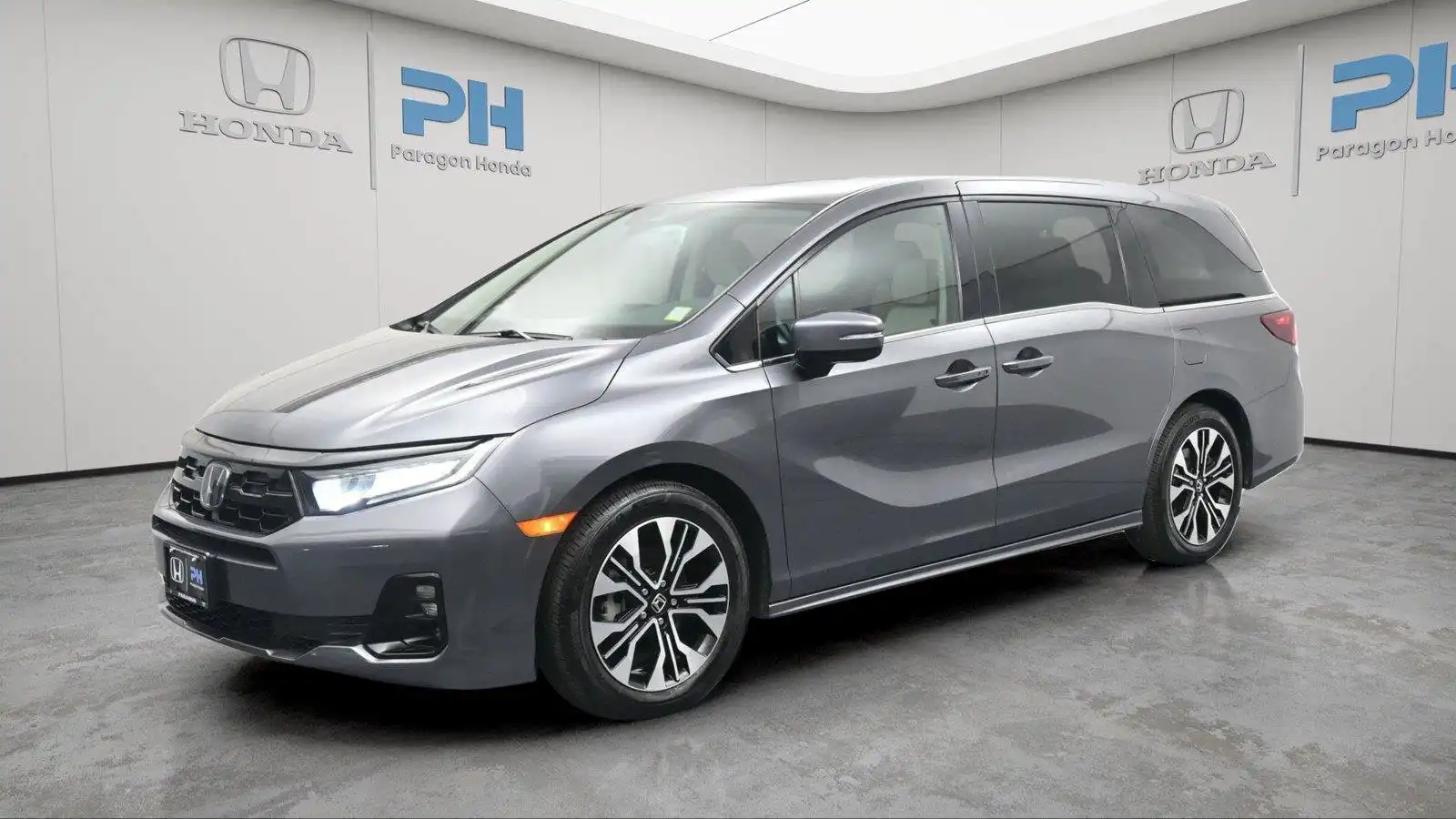 2025 Honda Odyssey Elite's photo
