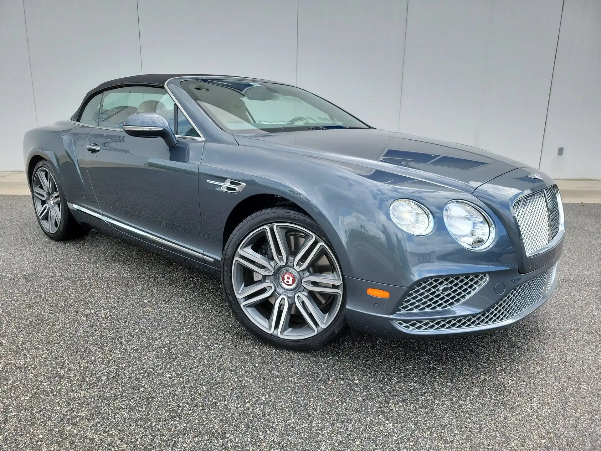2016 Bentley Continental GT V8 Convertible's photo