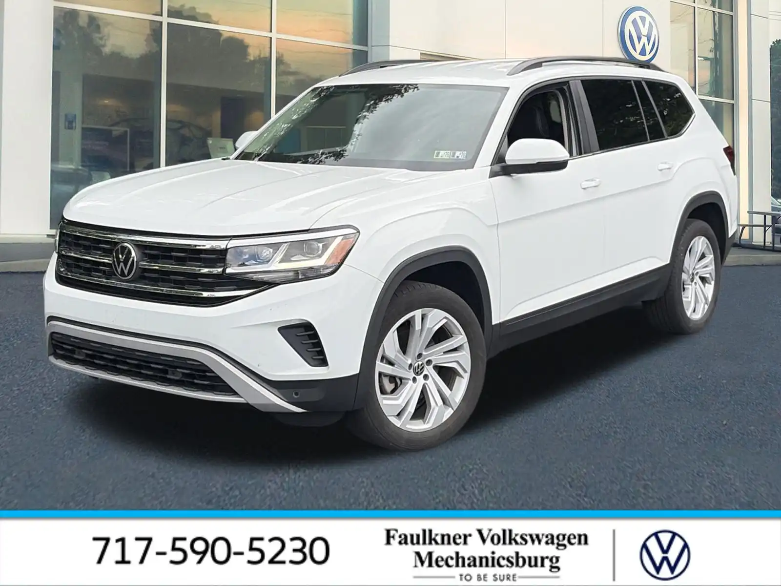 2023 Volkswagen Atlas 3.6L SE w/Tech 4MOTION's photo