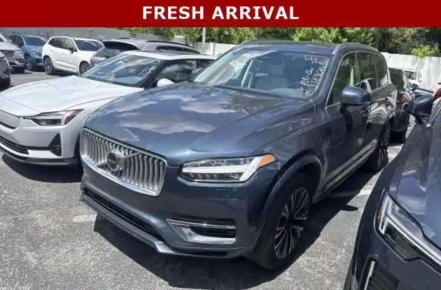 2025 Volvo XC90 T8 Recharge Plus Bright 7-Seat 4WD's photo