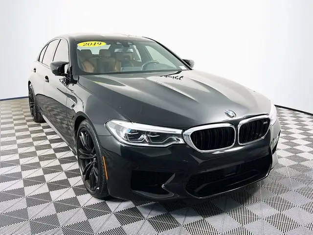 2019 BMW M5 Base photo 1