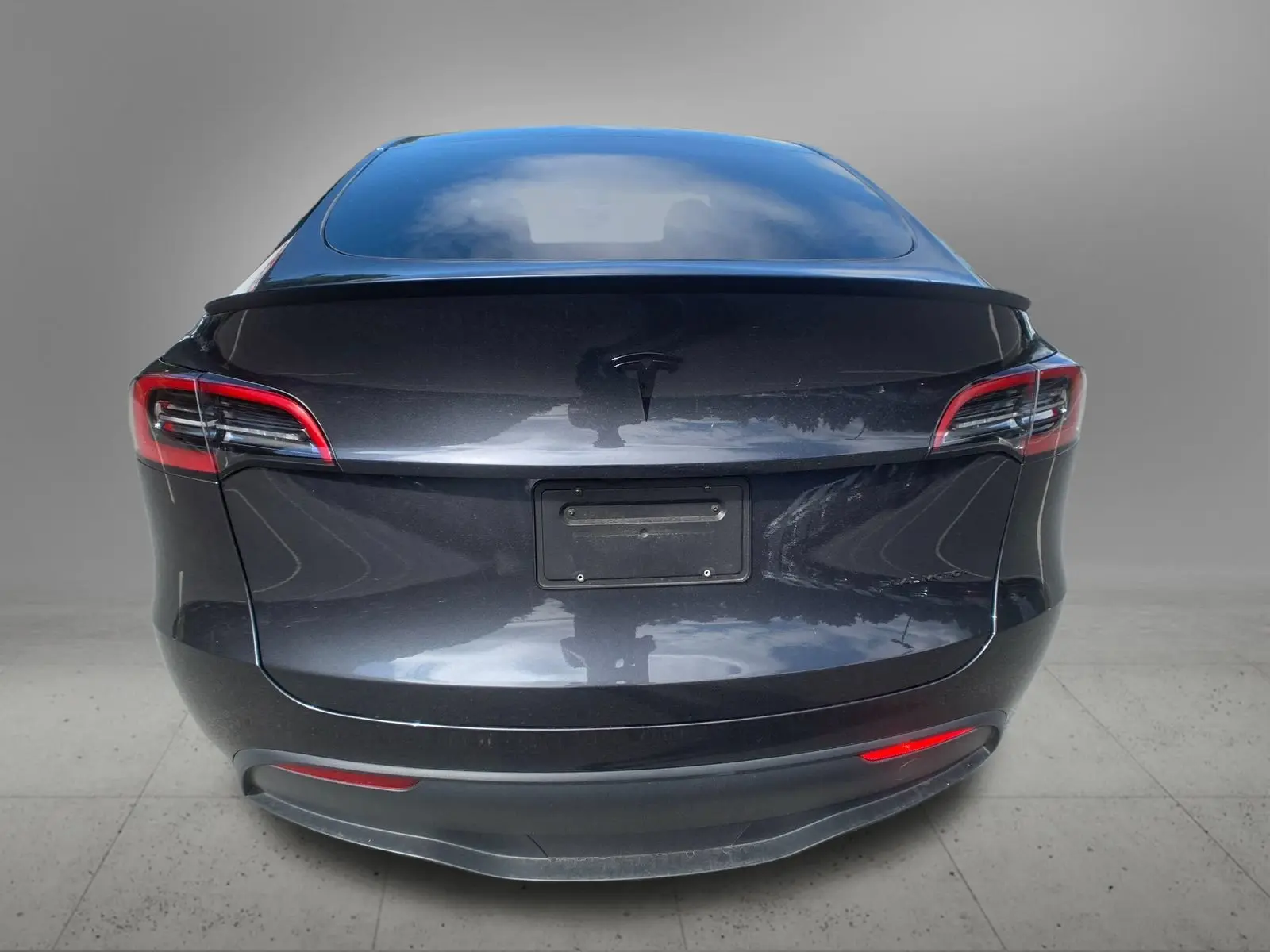 2024 Tesla Model Y Long Range Dual Motor AWD photo 4