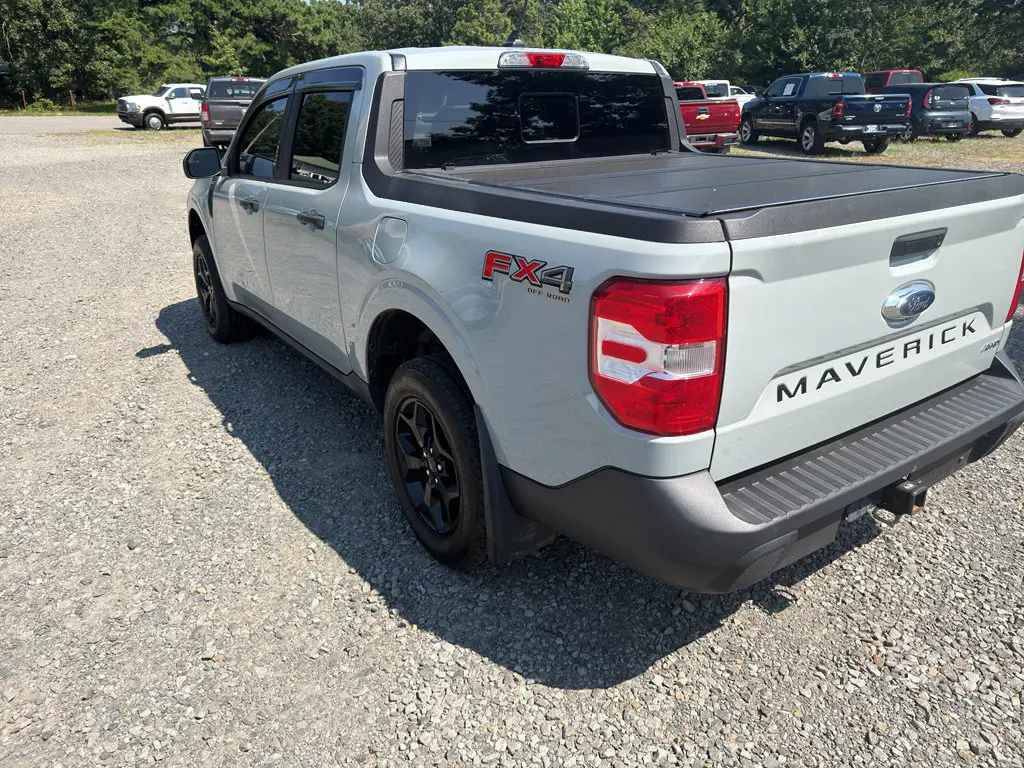 2022 Ford Maverick XLT AWD photo 4