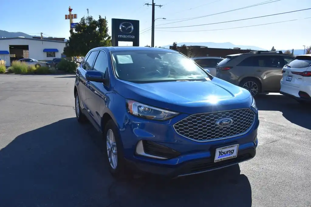 2024 Ford Edge SEL AWD's photo