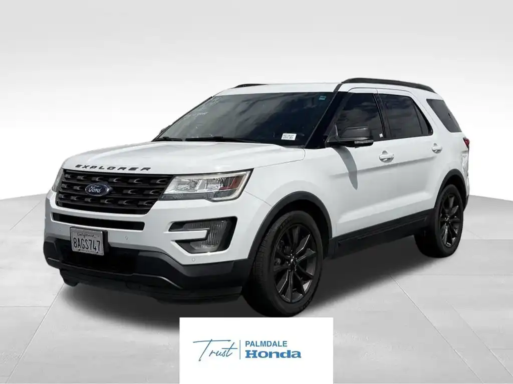 2017 Ford Explorer XLT FWD's photo