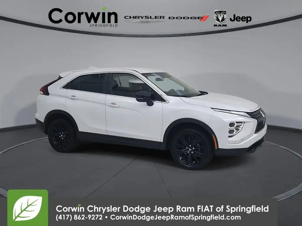 2023 Mitsubishi Eclipse Cross LE S-AWC's photo